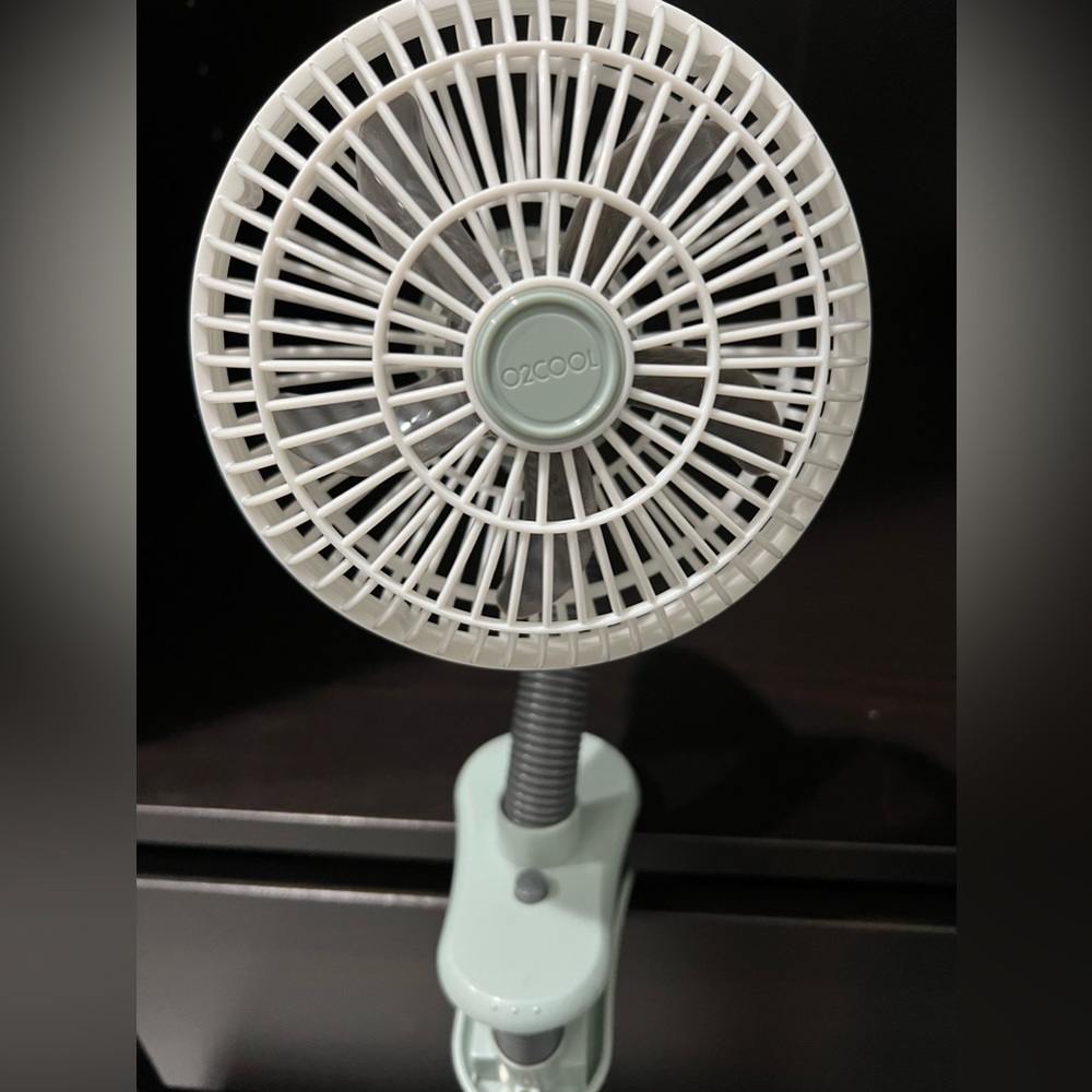 O2COOL 4 inch Portable Battery Powered Stroller Clip Fan, Gray/White
